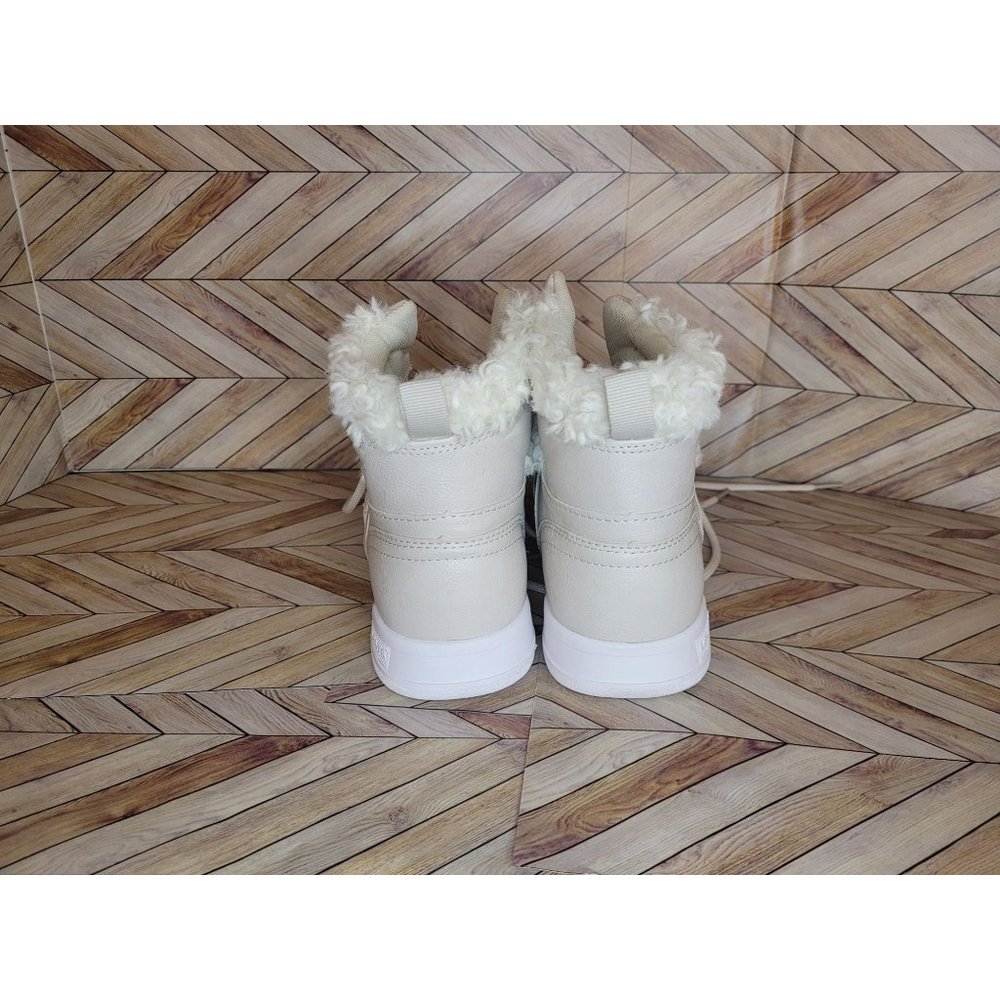 Women Levi's Coconut White BB HI Plush High Top Sneaker Size 7 38 520120 - Picture 3 of 5